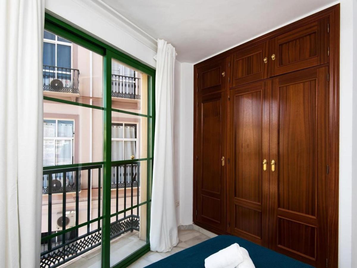 Rosaleda Center Apartment มาลากา ภายนอก รูปภาพ