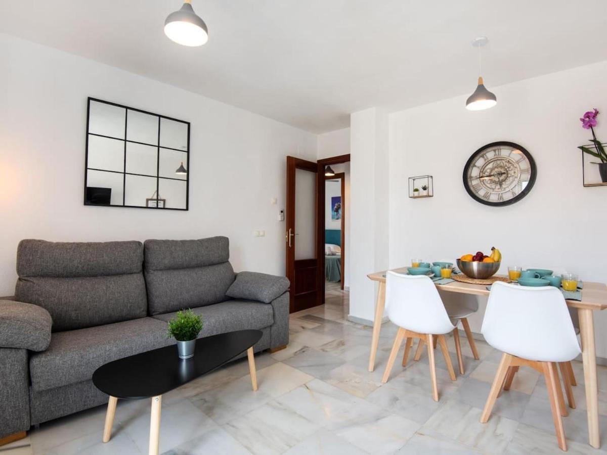 Rosaleda Center Apartment มาลากา ภายนอก รูปภาพ