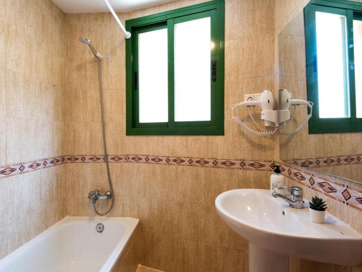 Rosaleda Center Apartment มาลากา ภายนอก รูปภาพ
